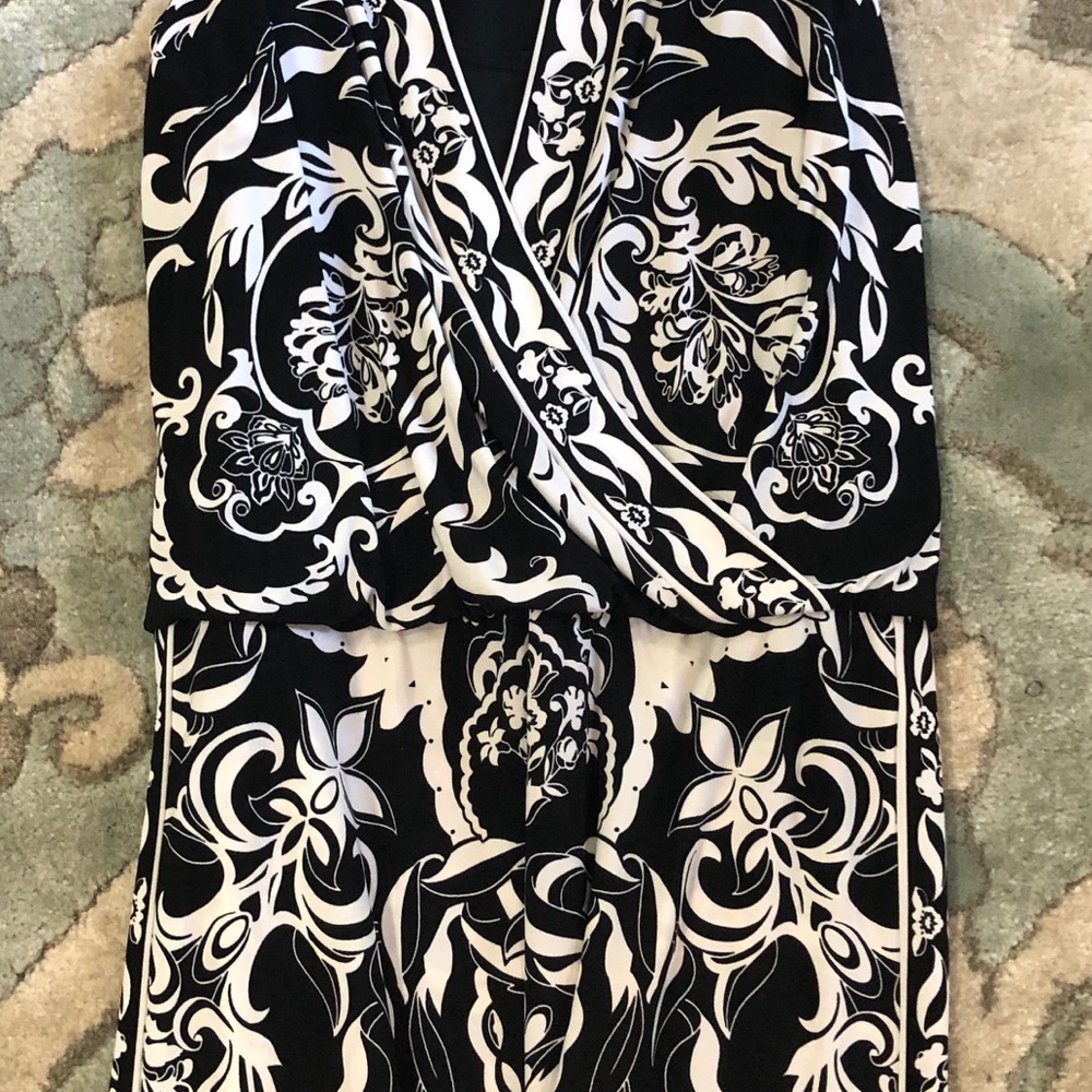 WHBM DRESS Size M - Picture 5 of 5